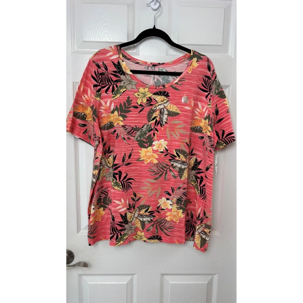 Catherines Womens 1X Tropical Floral Space Dye Short Sleeve Scoop Neck Tee Pink